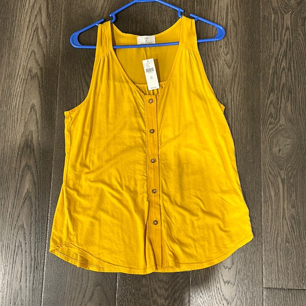 T.La (Anthropologie) Button Down Tank in Gold (XS)